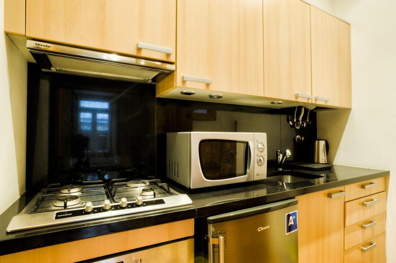 Bmyguest - Bairro Alto Charming Apartment ลิสบอน ภายนอก รูปภาพ