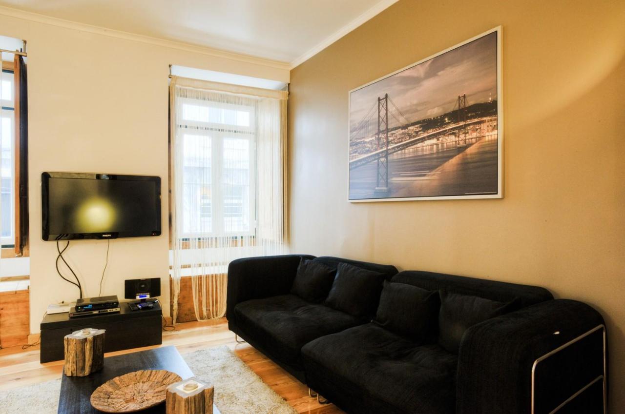 Bmyguest - Bairro Alto Charming Apartment ลิสบอน ภายนอก รูปภาพ