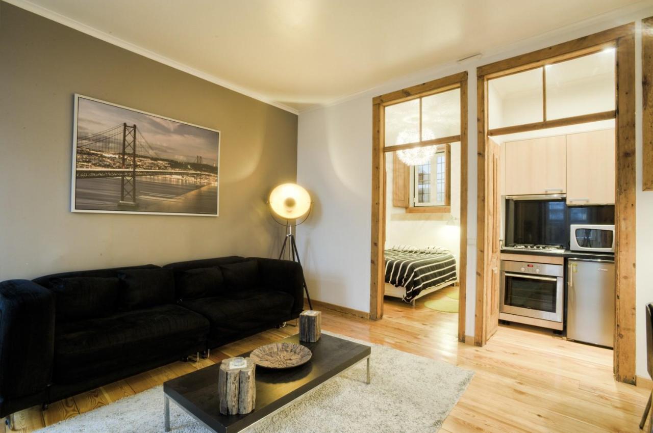 Bmyguest - Bairro Alto Charming Apartment ลิสบอน ภายนอก รูปภาพ